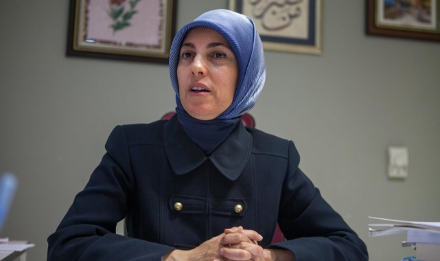 Merve Kavakcı görevden alındı