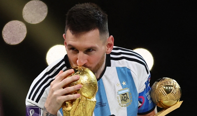 Messi'den takım arkadaşlarına büyük jest