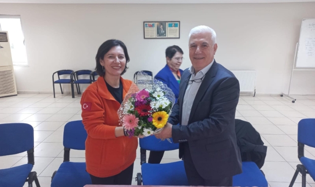 Mustafa Bozbey afet gönüllülerini ziyaret etti