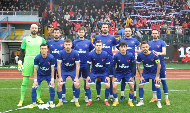 Mustafakemalpaşaspor şampiyonluğunu ilan etti