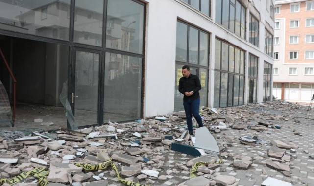 Öğretmenin acı görevi: Kaybettiği öğrencilerini teşhis etti