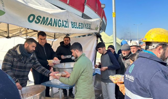 Osmangazi’den deprem bölgesine 4 bin kişilik iftar sofrası