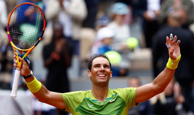 Rafael Nadal da depremzedeleri unutmadı