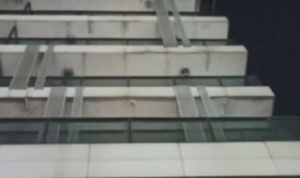 Rezidansta zorla tutulan 26 kadını polis kurtardı