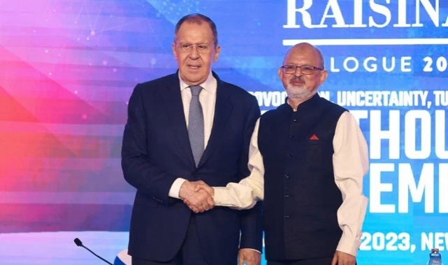 Rusya Dışişleri Bakanı Lavrov alay konusu oldu