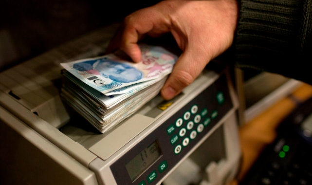 SGK'dan yeni genelge: EYT'de merak edilen sorulara yanıt