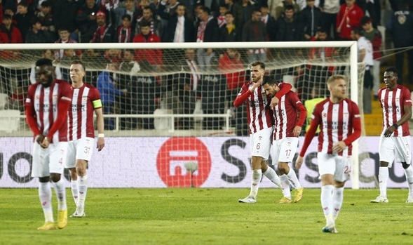 Sivasspor Avrupa'ya veda etti