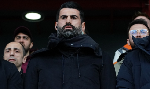 Volkan Demirel maçı tribünden takip etti
