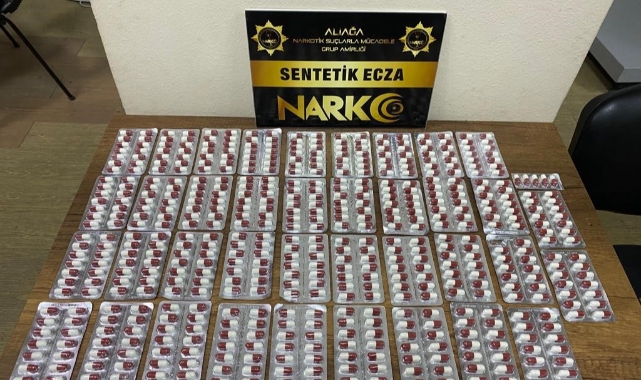 Zehir tacirleri polisten kaçamadı