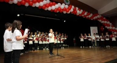 23 Nisan Ulusal Egemenlik ve Çocuk Bayramı Bursa'da törenlerle kutlandı