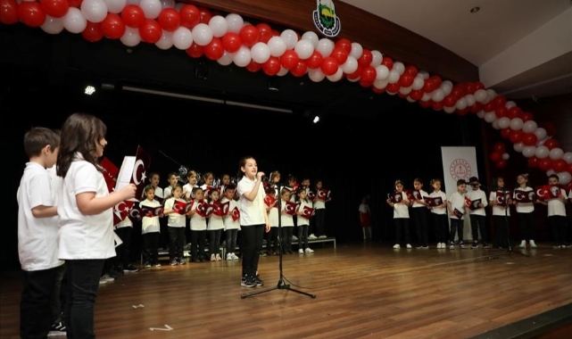 23 Nisan Ulusal Egemenlik ve Çocuk Bayramı Bursa'da törenlerle kutlandı