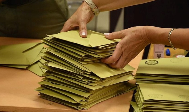 26 parti milletvekilliği aday listesini YSK’ye sundu