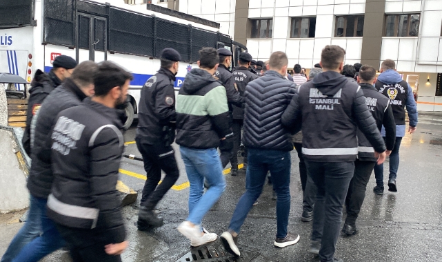 3 ilde rüşvet operasyonu: 79 gözaltı
