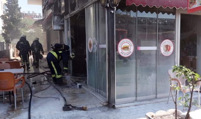 4 ay önce açtığı dükkanı küle döndü