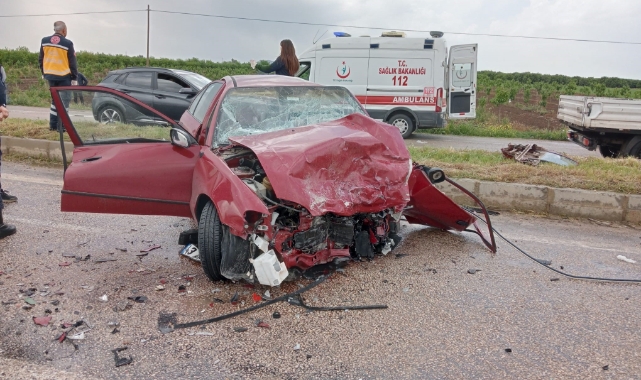 Adana’da trafik kazası:1 ölü 2 yaralı