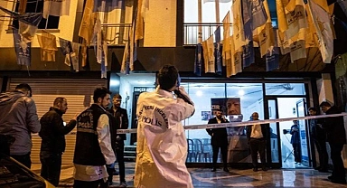 AK Parti il binasına saldırı: 2 gözaltı