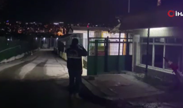 Avcılar'da inşaatta çökme: 5 işçi göçük altında kaldı