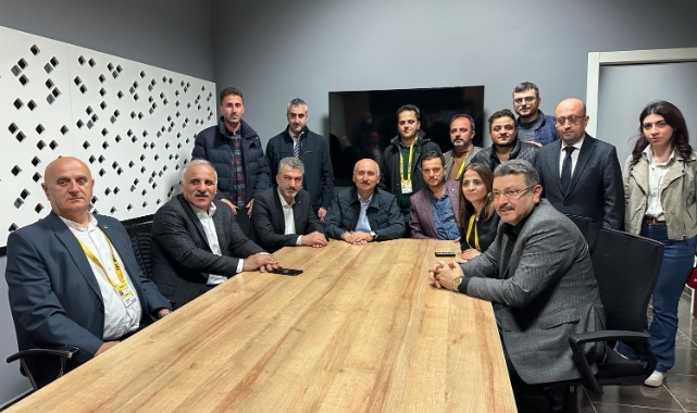 Bakan Adil Karaismailoğlu, TSYD Trabzon Şubesi ziyaret etti