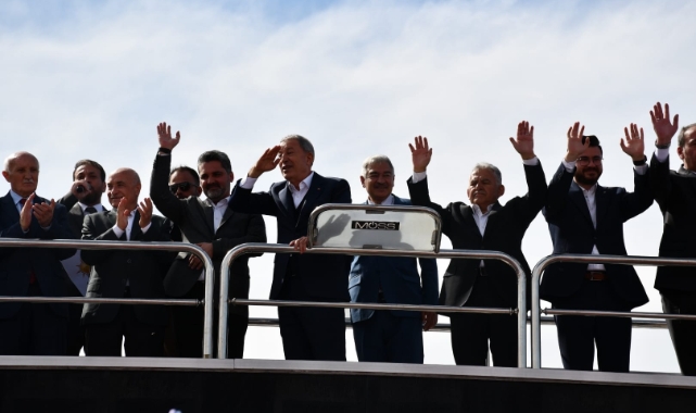 Bakan Akar’dan terörle mücadelede kararlılık mesajı
