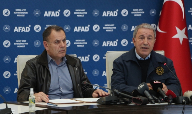 Bakan Akar Hatay'da Yunan mevkidaşı ile bir araya geldi