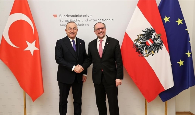 Bakan Çavuşoğlu, UAEA Başkanı Grossi ile görüştü