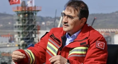 Bakan Dönmez: "Herkesi mutlu edecek bir müjde gelebilir"