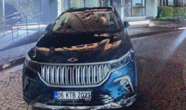Bakan Ersoy Togg'u teslim alan bakanlar listesine katıldı