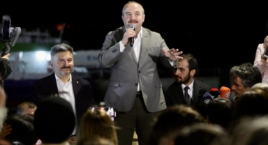 Bakan Varank: "Kimlik siyaseti eski Türkiye'de kaldı"
