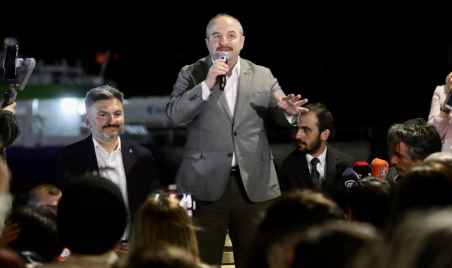 Bakan Varank: "Kimlik siyaseti eski Türkiye'de kaldı"