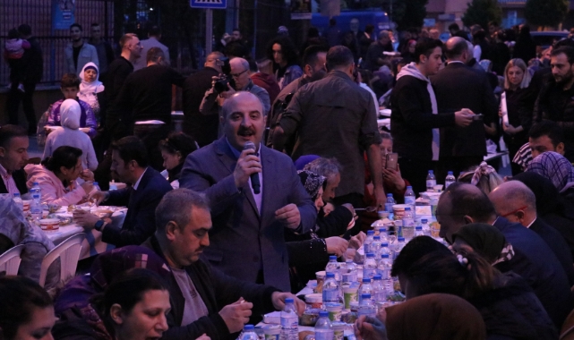 Bakan Varank: "TOGG'u ürettik, daha nicelerini başaracağız"