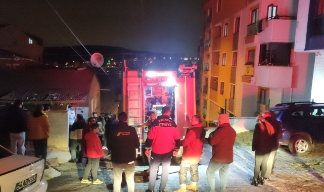 Balkonda unutulan soba külünden yangın çıktı