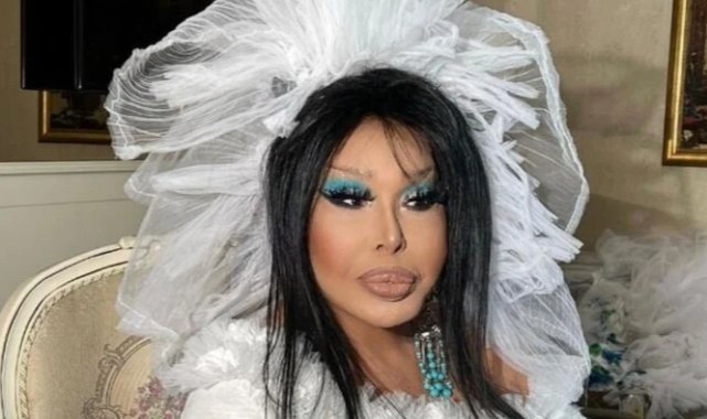 Bülent Ersoy, sevenlerinden helallik istedi