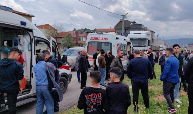 Bursa'da bayramlaşmada gençler birbirine girdi: 10 yaralı