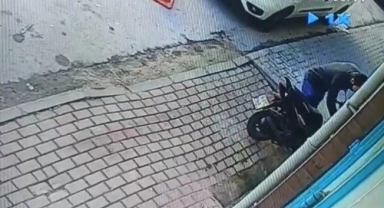 Bursa'da güpegündüz hırsızlık