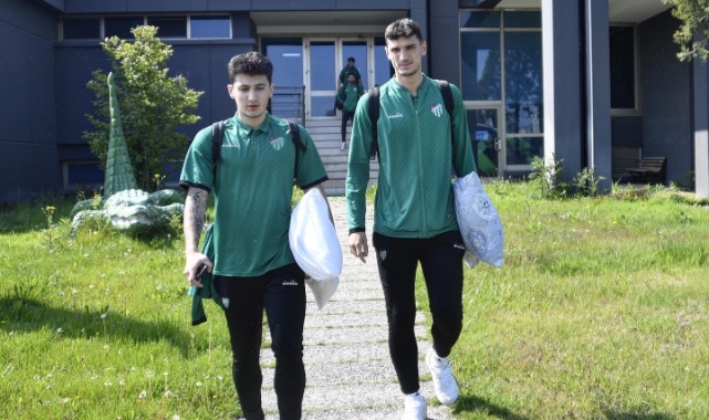 Bursaspor kafilesi Isparta’ya hareket etti