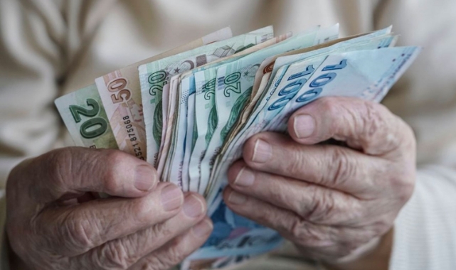 Çalışma ve Sosyal Güvenlik Bakanlığı'ndan emekli aylığı açıklaması