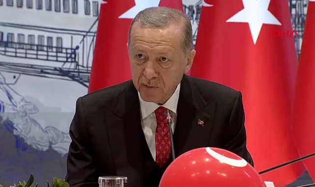 Cumhurbaşkanı Erdoğan: "Bir yılda bölgenin yeniden ayağa kalkmasını sağlayacağız"