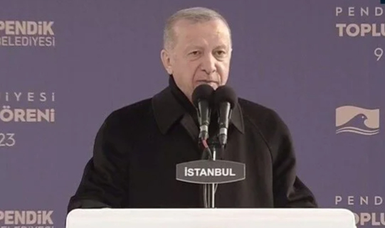 Cumhurbaşkanı Erdoğan: "Kıbleyi bilmeyenler seccadeye ayakkabı ile basar"