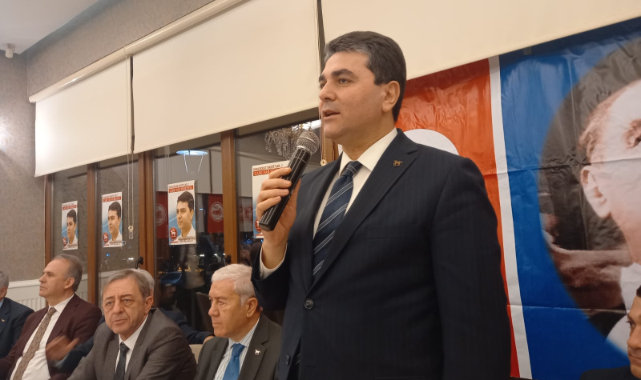 Demokrat Parti iftarda buluştu
