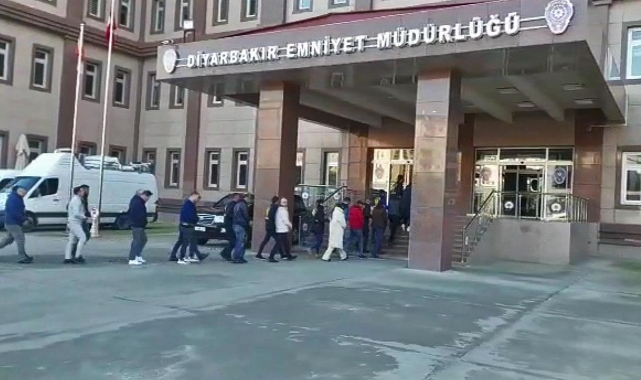 "Deprem" ve "Togg" kredisi vaadiyle dolandırdılar!