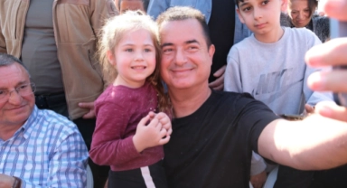 Depremzede çocuklara moral oldu