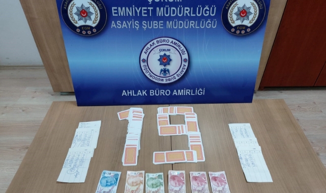 Dernek binasına kumar baskını