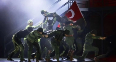 Dev müzikal ‘1923’ seyirciyle buluştu