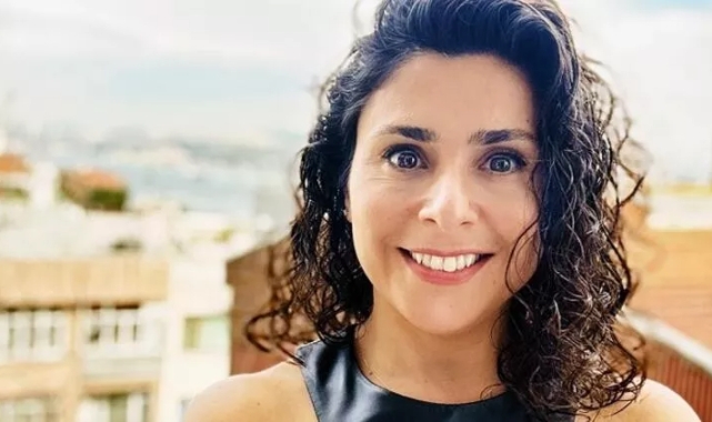 Duygu Asena Ödülü Arlin Çiçekçi’nin