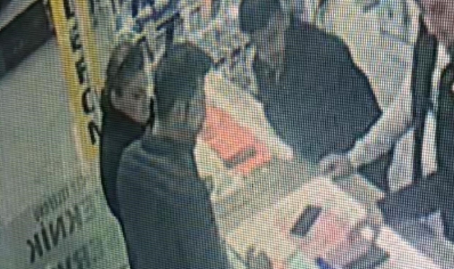 EFT'yi geri çekerek dolandırmaya çalışıp yakalandılar