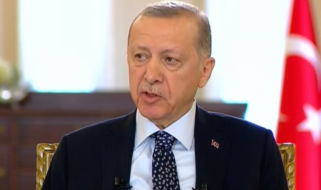 Erdoğan rahatsızlanınca canlı yayın yarıda kesildi!