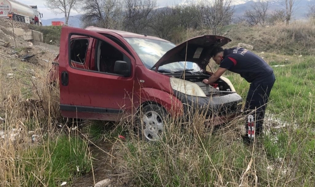 Erzincan’da trafik kazası: 2 yaralı