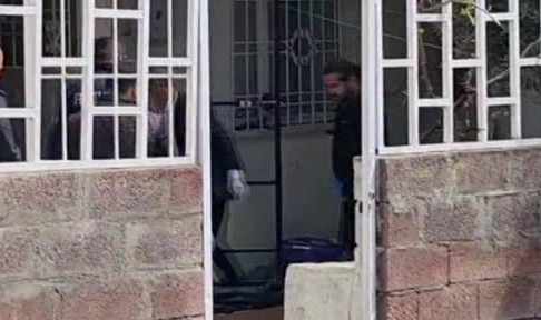 Eşini ve kuzenini öldüren zanlı tutuklandı