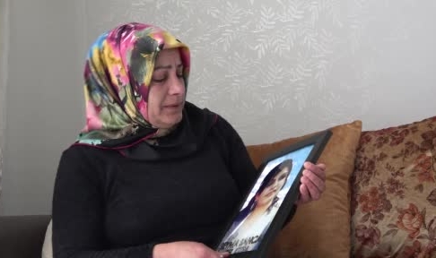 Evladı dağa kaçırılan anne bir bayrama daha gözü yaşlı girdi