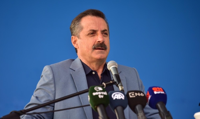 Faruk Çelik Artvin'den aday
